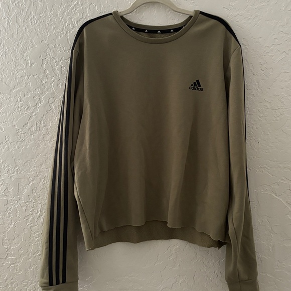 Adidas crewneck - Picture 1 of 4